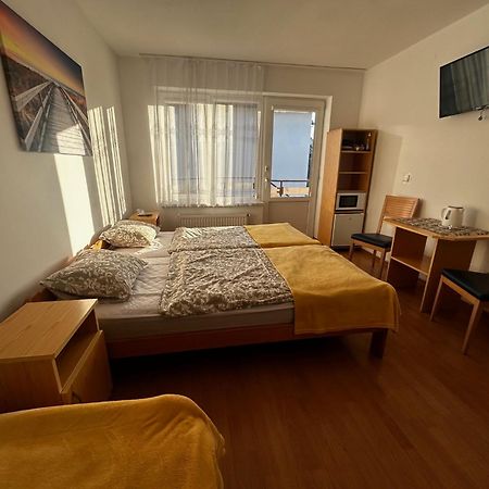 Pokoje Goscinne Zuza Wladyslawowo Bagian luar foto